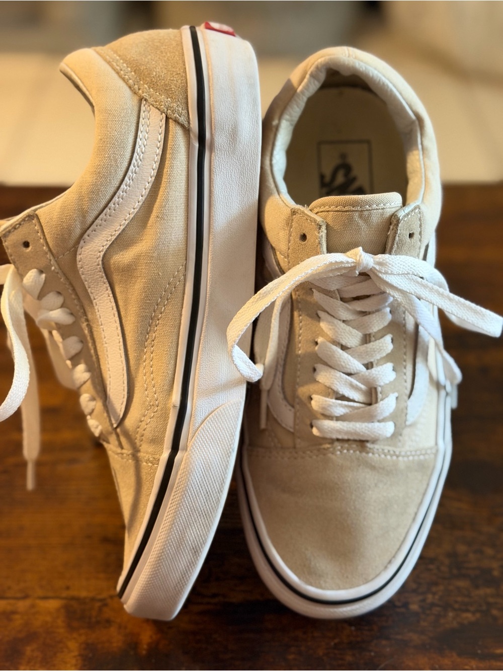 Vans Old Skool Low-Top Sneakers – Beige / Cream / White – Women’s 8 / Men’s 6.5